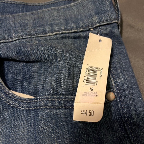 Old Navy high rise jeans - Picture 3 of 4